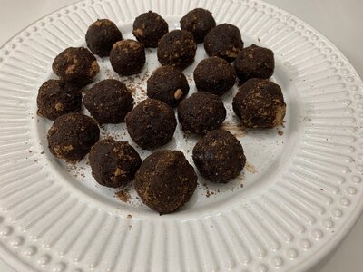balls